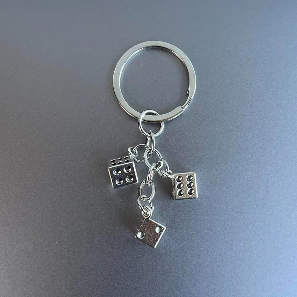 y2k 2000s dice stack silver chrome keyring keychain